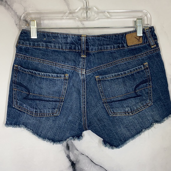 🎁 American Eagle embroider cut off jean shorts 4 - Picture 4 of 5